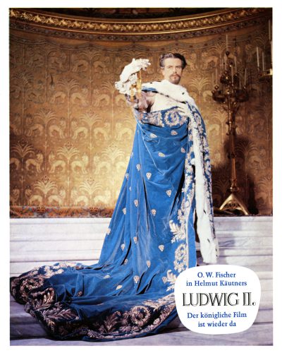 Farbfoto von O.W. Fischer in pompösen Gewand als Ludwig II.